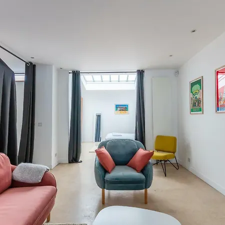 Appartement Showroom - 6p - Center Of