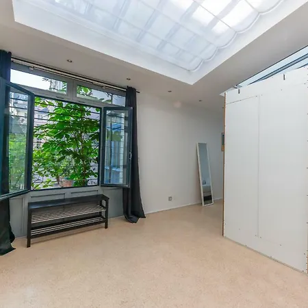 Appartement Showroom - 6p - Center Of *