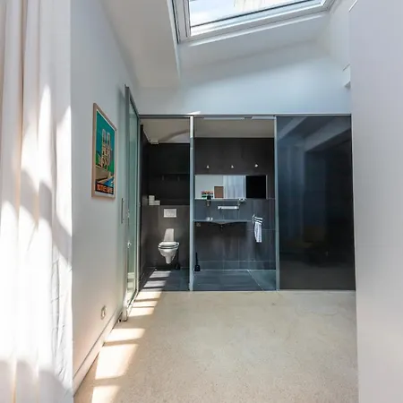 Showroom - 6p - Center Of Appartement Parijs